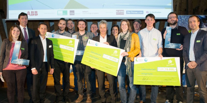 Die Preisträger-Teams Hut & Stiel, Wohnwagon und Wohngenuss mit SC Günter Liebel, BMLFUW, Thomas Makrandreou, ABB AG, Ingmar Höbarth, Klima- und Energiefonds und Christoph Wolfsegger Klima- und Energiefonds. Foto: Andreas Scheiblecker Die Preisträger-Teams Hut & Stiel, Wohnwagon und Wohngenuss mit SC Günter Liebel, BMLFUW, Thomas Makrandreou, ABB AG, Ingmar Höbarth, Klima- und Energiefonds und Christoph Wolfsegger Klima- und Energiefonds. Foto: Andreas Scheiblecker