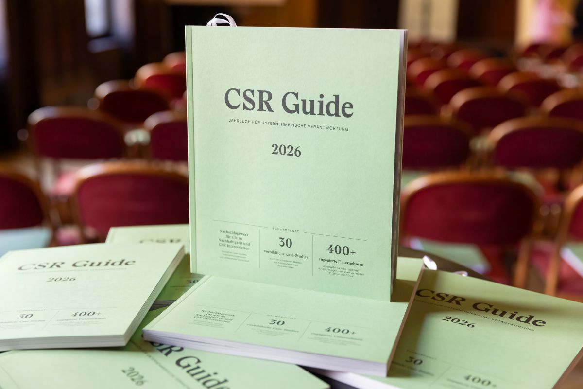 Ein Bild des Buchs CSR Guide 2026. Sichtbar sind Titel und die Kategorie 400+, das Kapitel über nachhaltige Unternehmen.