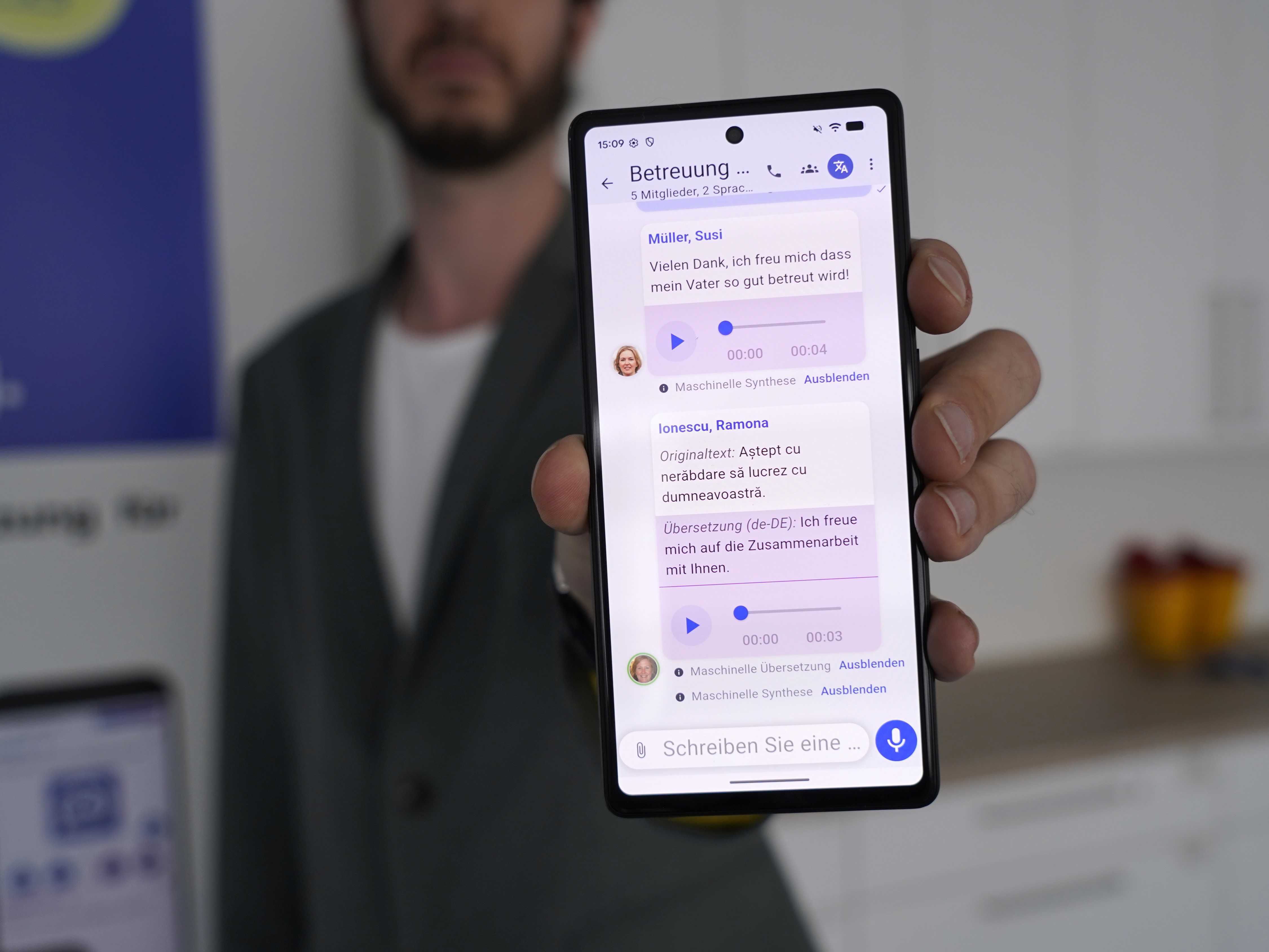 24h-dialog-app-mit-uebersetzungsfunktion-f-fhwn