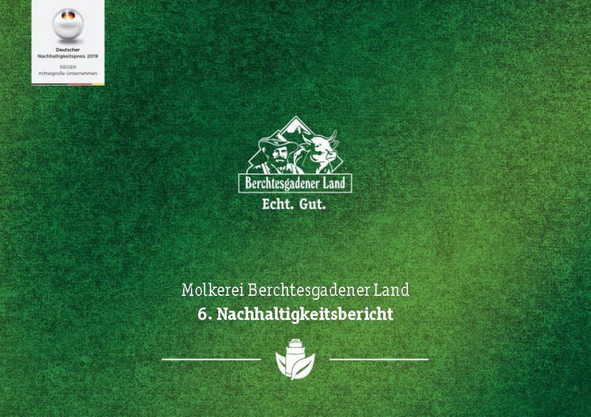 cover des Nachhaltigkeitsberichtes der molkerei-berchtesgadener-land-2018. Weiße Schrift auf grüner Wiese