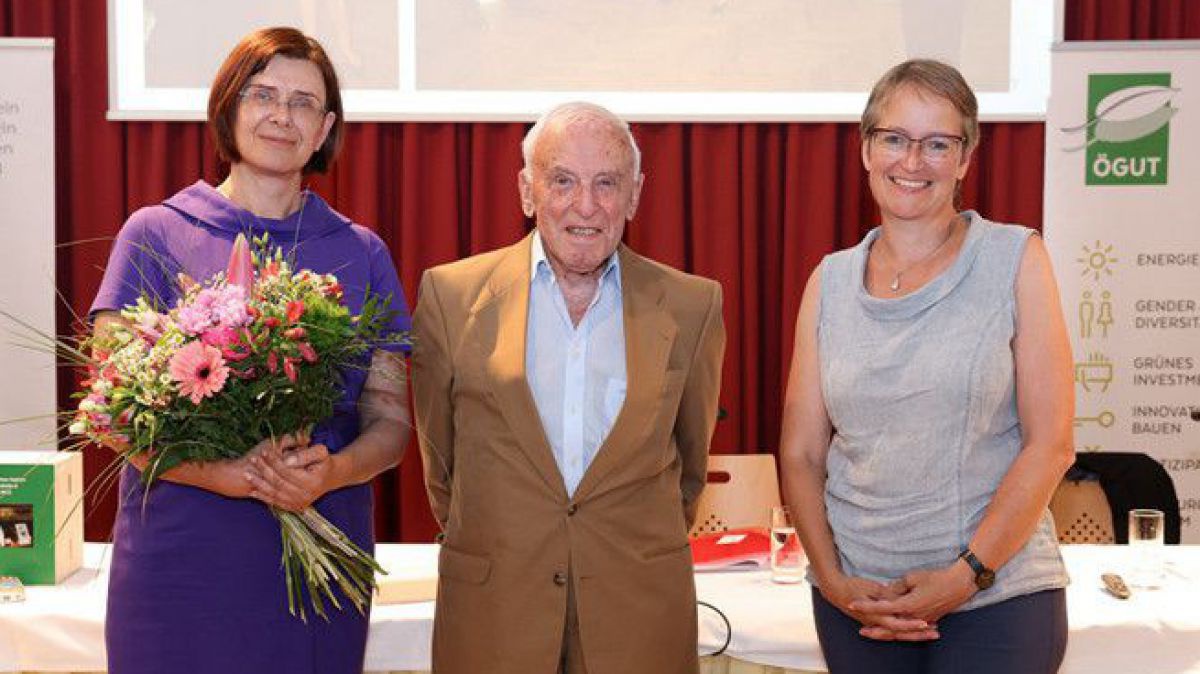 vlnr: Mag.a Andrea Reithmayer, Dr. René Alfons Haiden, Monika Auer. Fotocredit: © Katharina Schiffl